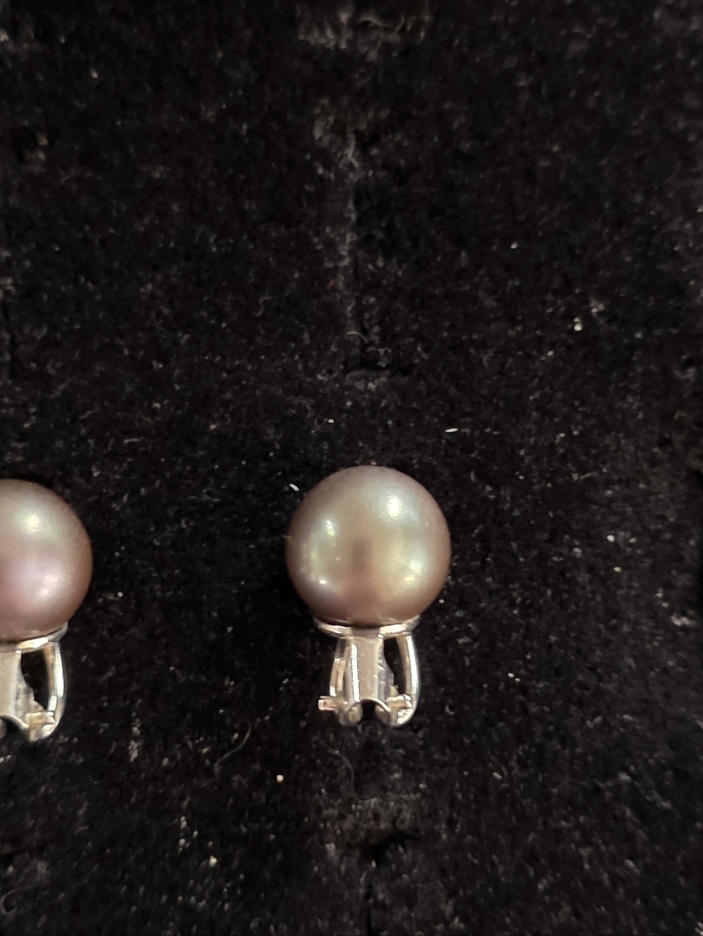 Vintage Christian Dior Grey Faux Pearl Omega Back Earrings Silver Tone Signed - Picture 7 of 10